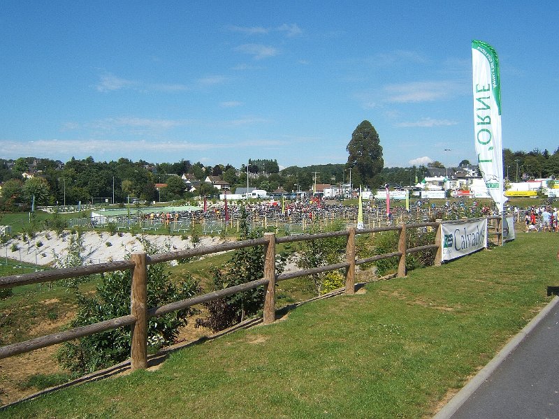 2011-07-31 17 Parking velos de la permanence.JPG